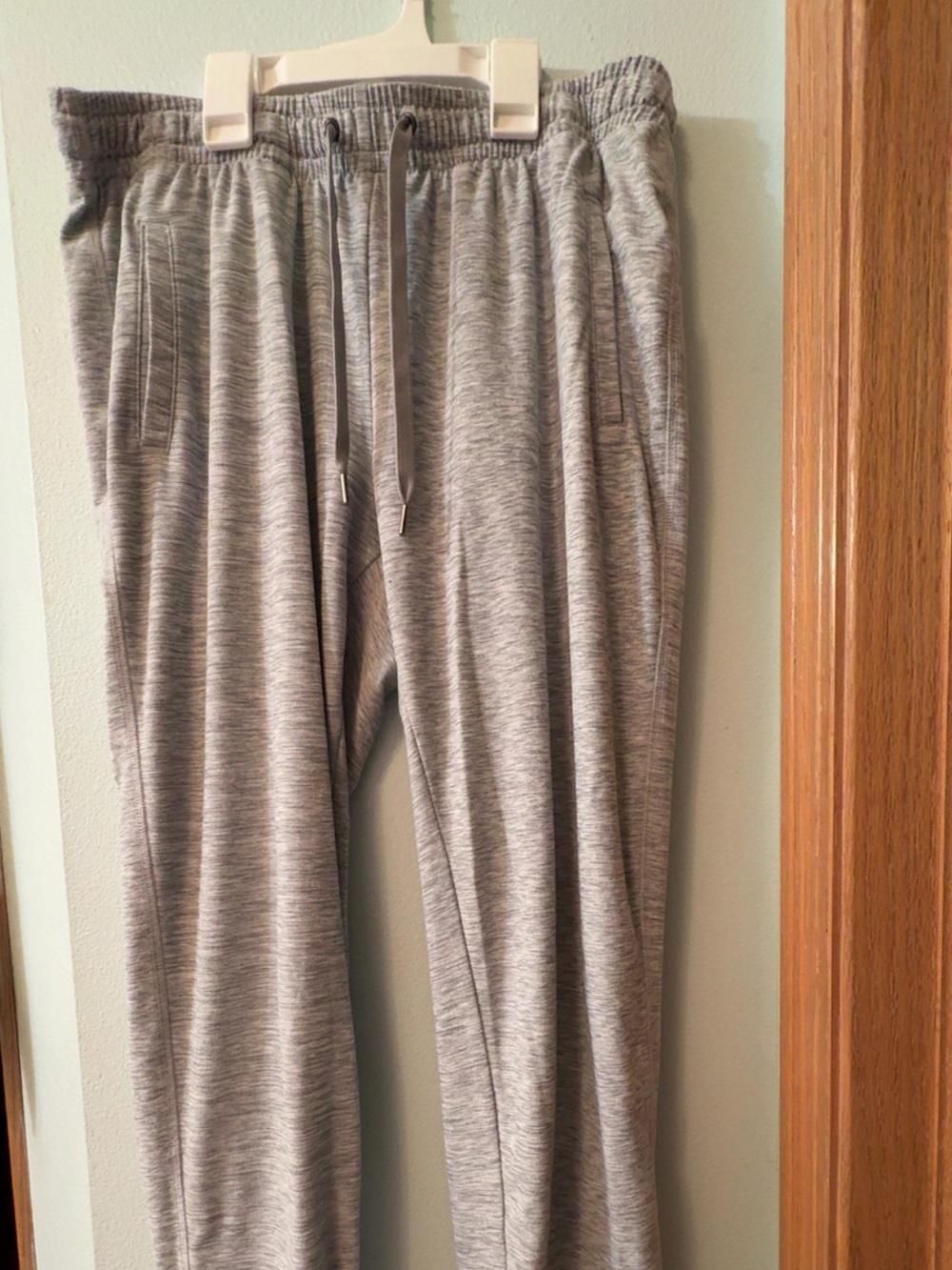 Old Navy Light Gray Active Drawstring Joggers
